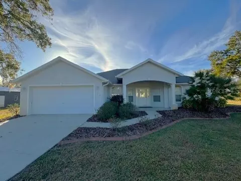10 Malauka Place Trl, Ocklawaha, FL 32179