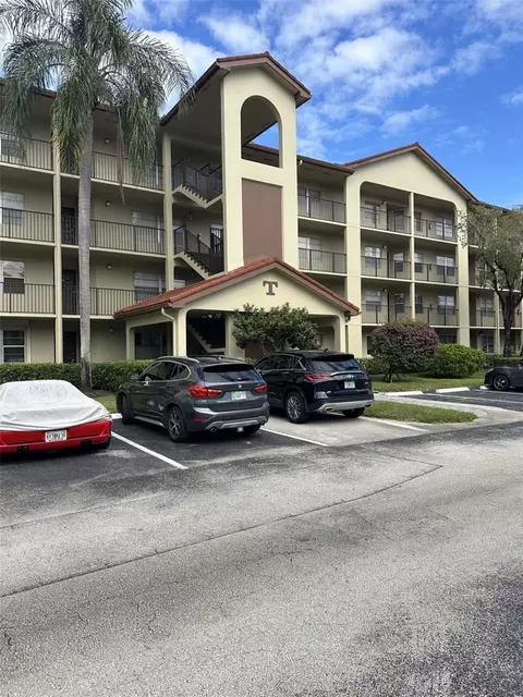 13001 SW 15th Ct #T202, Hollywood, FL 33027