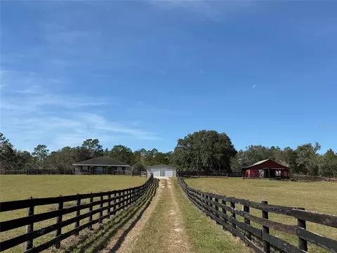 6550 SE 143rd Ct, Morriston, FL 32668