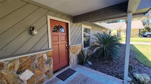 Exterior - 3152 SE 50th Pl, Ocala, FL 34480 photo 2 of 18