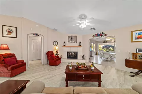 Living - 15680 SW 13th Cir, Ocala, FL 34473 photo 5 of 8