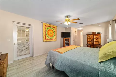 Bedroom - 15680 SW 13th Cir, Ocala, FL 34473 photo 3 of 4