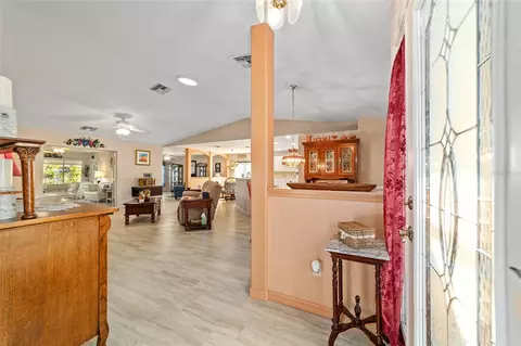 Entry Way - 15680 SW 13th Cir, Ocala, FL 34473 photo 3 of 6