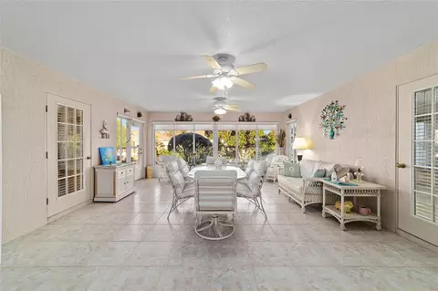 Dining - 15680 SW 13th Cir, Ocala, FL 34473 photo 8 of 9
