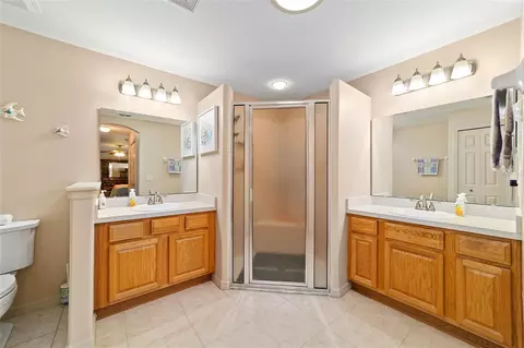 Bath - 15680 SW 13th Cir, Ocala, FL 34473 photo 2 of 5