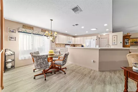 Dining - 15680 SW 13th Cir, Ocala, FL 34473 photo 1 of 9