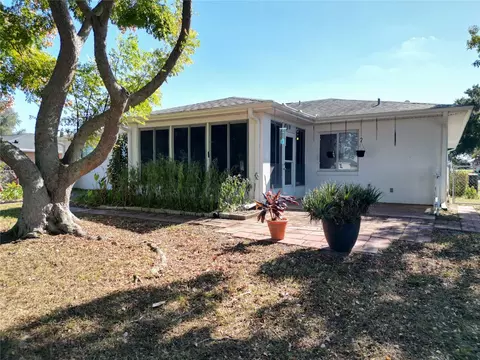 Exterior - 6175 SW 98th Loop, Ocala, FL 34476 photo 5 of 11