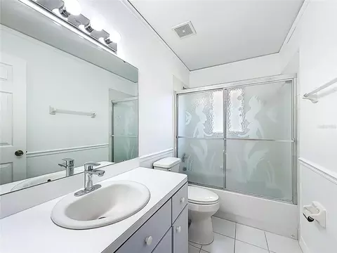 Bath - 6175 SW 98th Loop, Ocala, FL 34476 photo 1 of 3