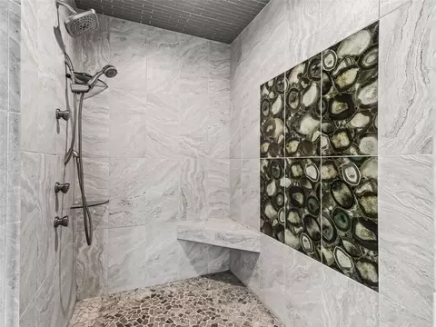 Bath - 19351 E Levy St, Williston, FL 32696 photo 6 of 8
