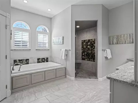 Bath - 19351 E Levy St, Williston, FL 32696 photo 7 of 8
