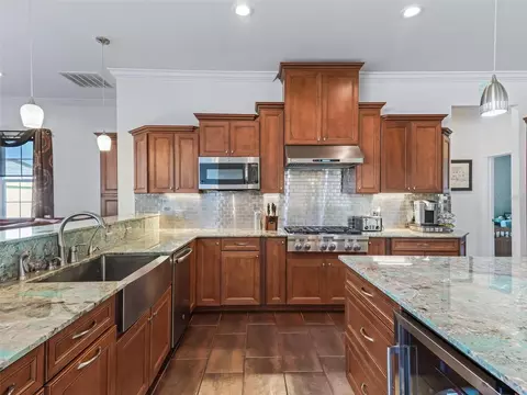 Kitchen - 19351 E Levy St, Williston, FL 32696 photo 7 of 7