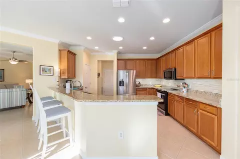Kitchen - 9479 SW 71st Loop, Ocala, FL 34481 photo 3 of 5