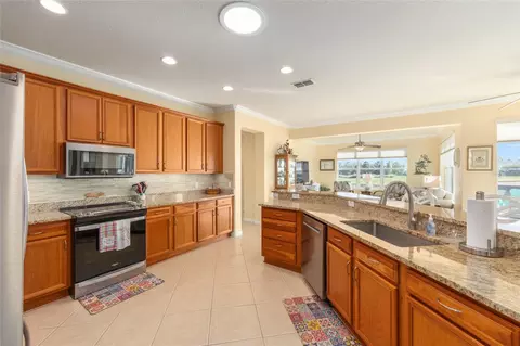Kitchen - 9479 SW 71st Loop, Ocala, FL 34481 photo 5 of 5