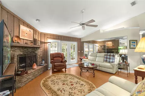 Living - 3644 SE 22nd Ave, Ocala, FL 34471 photo 1 of 1