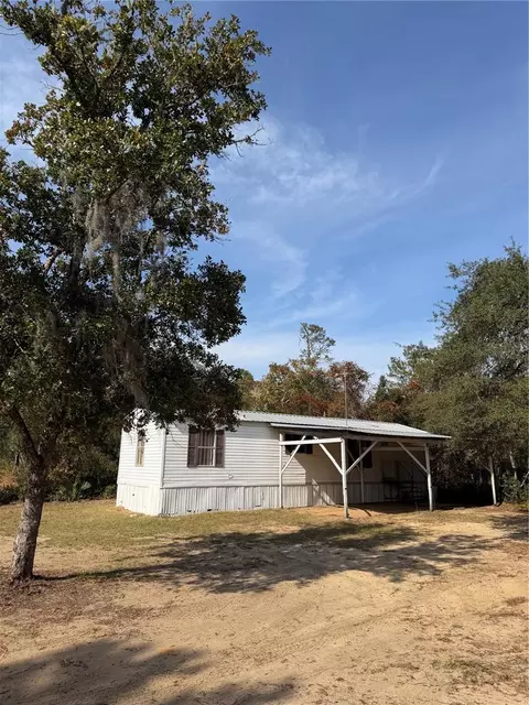 15710 NE 233rd Pl, Fort Mc Coy, FL 32134