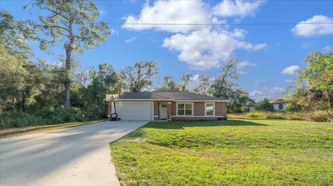 4 Holly Rd, Ocala, FL 34472