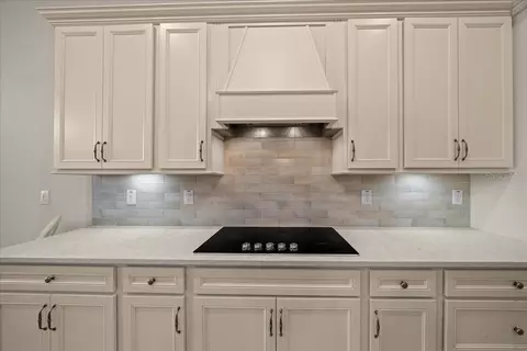 Kitchen - 9432 SW 56th Loop, Ocala, FL 34481 photo 5 of 8
