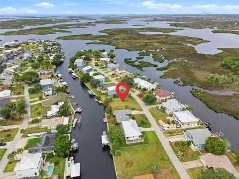 11730 W Coquina Ct, Crystal River, FL 34429