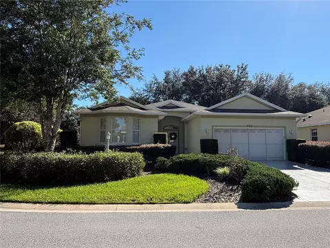 Exterior - 8368 SW 79th Cir, Ocala, FL 34476 photo 4 of 29