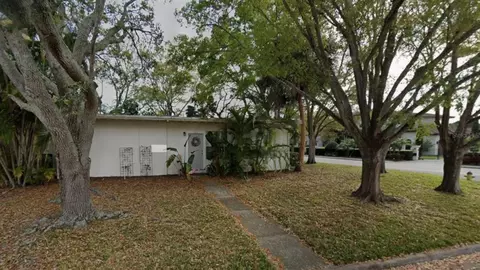 535 Monterey Blvd NE, Saint Petersburg, FL 33704