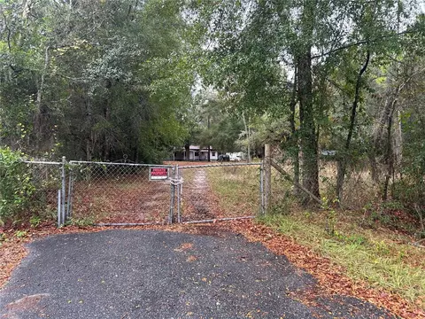 11550 SE 32nd Pl, Morriston, FL 32668