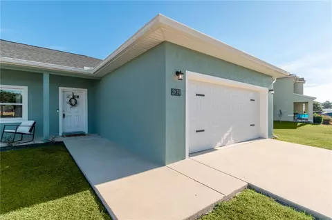 Exterior - 2839 NE 43rd Rd, Ocala, FL 34470 photo 7 of 13