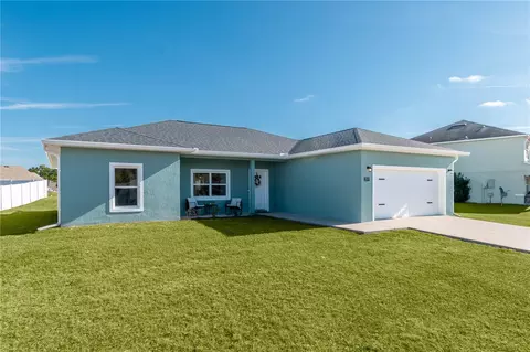 Exterior - 2839 NE 43rd Rd, Ocala, FL 34470 photo 5 of 13