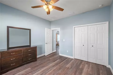 Bedroom - 2839 NE 43rd Rd, Ocala, FL 34470 photo 4 of 6