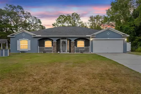 880 W Rum Pl, Dunnellon, FL 34434