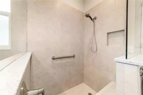 Bath - 7863 SW 89th Loop, Ocala, FL 34476 photo 3 of 4