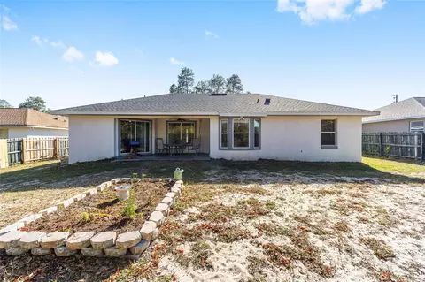 Exterior - 2219 SW 146th Loop, Ocala, FL 34473 photo 5 of 6