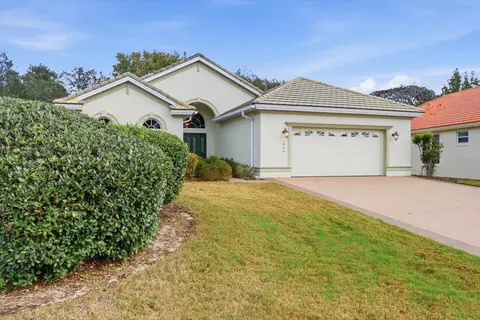 Exterior - 1683 N Shadowview Path, Hernando, FL 34442 photo 4 of 13
