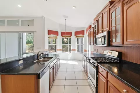 Kitchen - 1683 N Shadowview Path, Hernando, FL 34442 photo 3 of 5
