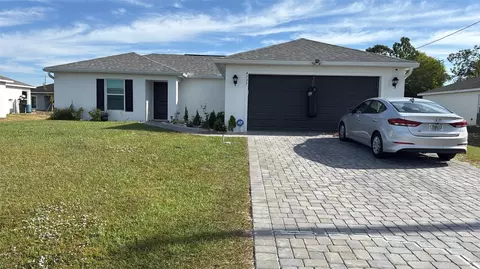 4137 NE 20th Pl, Cape Coral, FL 33909