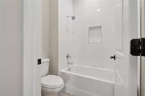 Bath - 4449 NW 37th Street Rd, Ocala, FL 34482 photo 4 of 5