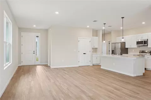 Living - 4449 NW 37th Street Rd, Ocala, FL 34482 photo 2 of 2