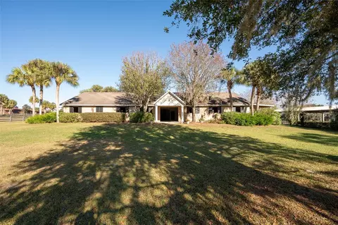 Exterior - 11715 NW 90th Ave, Reddick, FL 32686 photo 16 of 28