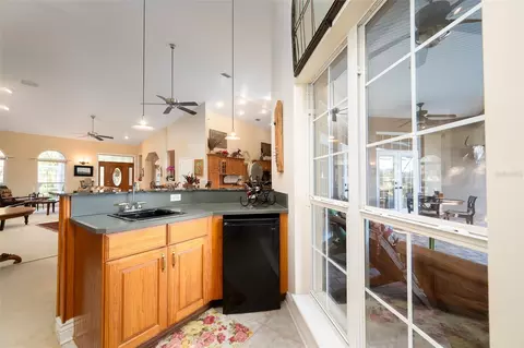 Kitchen - 11715 NW 90th Ave, Reddick, FL 32686 photo 1 of 5