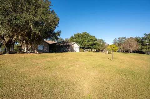 Exterior - 11715 NW 90th Ave, Reddick, FL 32686 photo 14 of 28