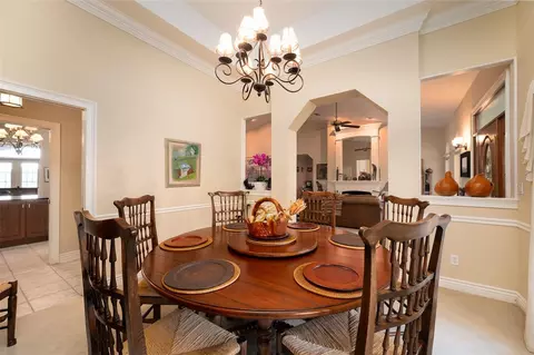 Dining - 11715 NW 90th Ave, Reddick, FL 32686 photo 3 of 3