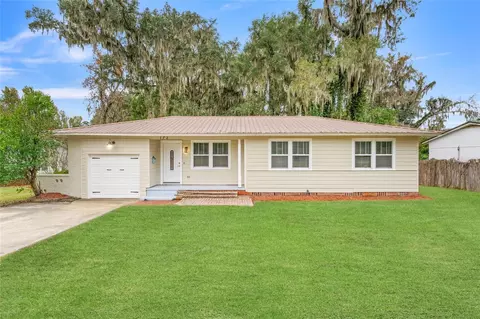 172 SE Saint Margarets St, Lake City, FL 32025