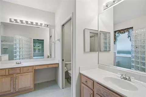 Bath - 680 W Doerr Path, Hernando, FL 34442 photo 2 of 4