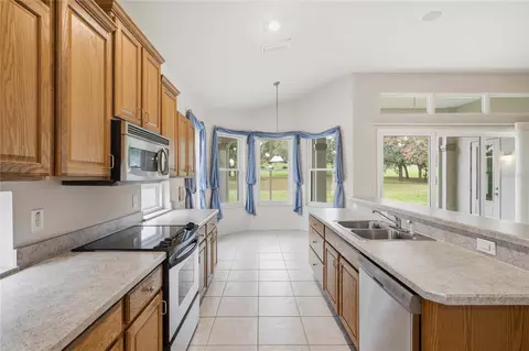Kitchen - 680 W Doerr Path, Hernando, FL 34442 photo 2 of 5