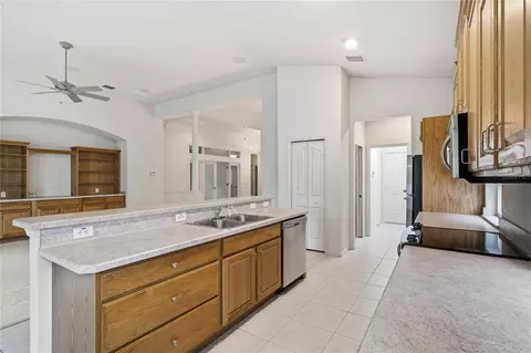 Kitchen - 680 W Doerr Path, Hernando, FL 34442 photo 4 of 5