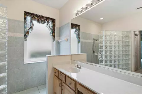 Bath - 680 W Doerr Path, Hernando, FL 34442 photo 3 of 4