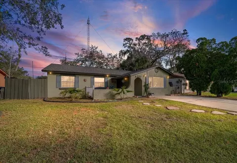 8307 Esperanza St, Orlando, FL 32817