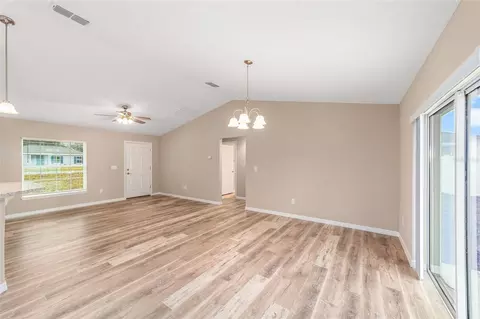 Living - 231 Oak Cir, Ocala, FL 34472 photo 8 of 8