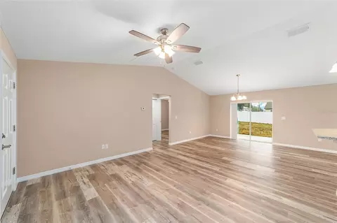 Living - 231 Oak Cir, Ocala, FL 34472 photo 6 of 8
