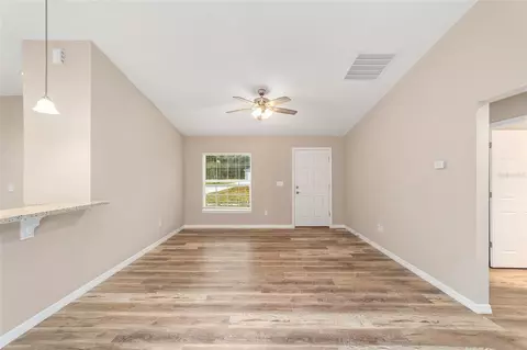 Living - 231 Oak Cir, Ocala, FL 34472 photo 5 of 8