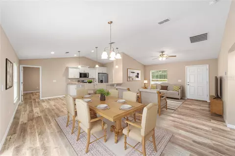 Dining - 231 Oak Cir, Ocala, FL 34472 photo 1 of 1